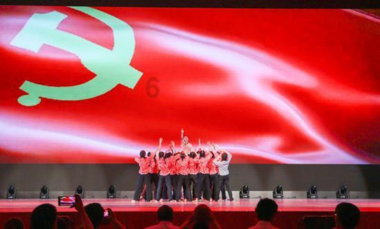 关于严浩翔曝光私生跟车视频一事,你有何看法?-全面解答你的问题